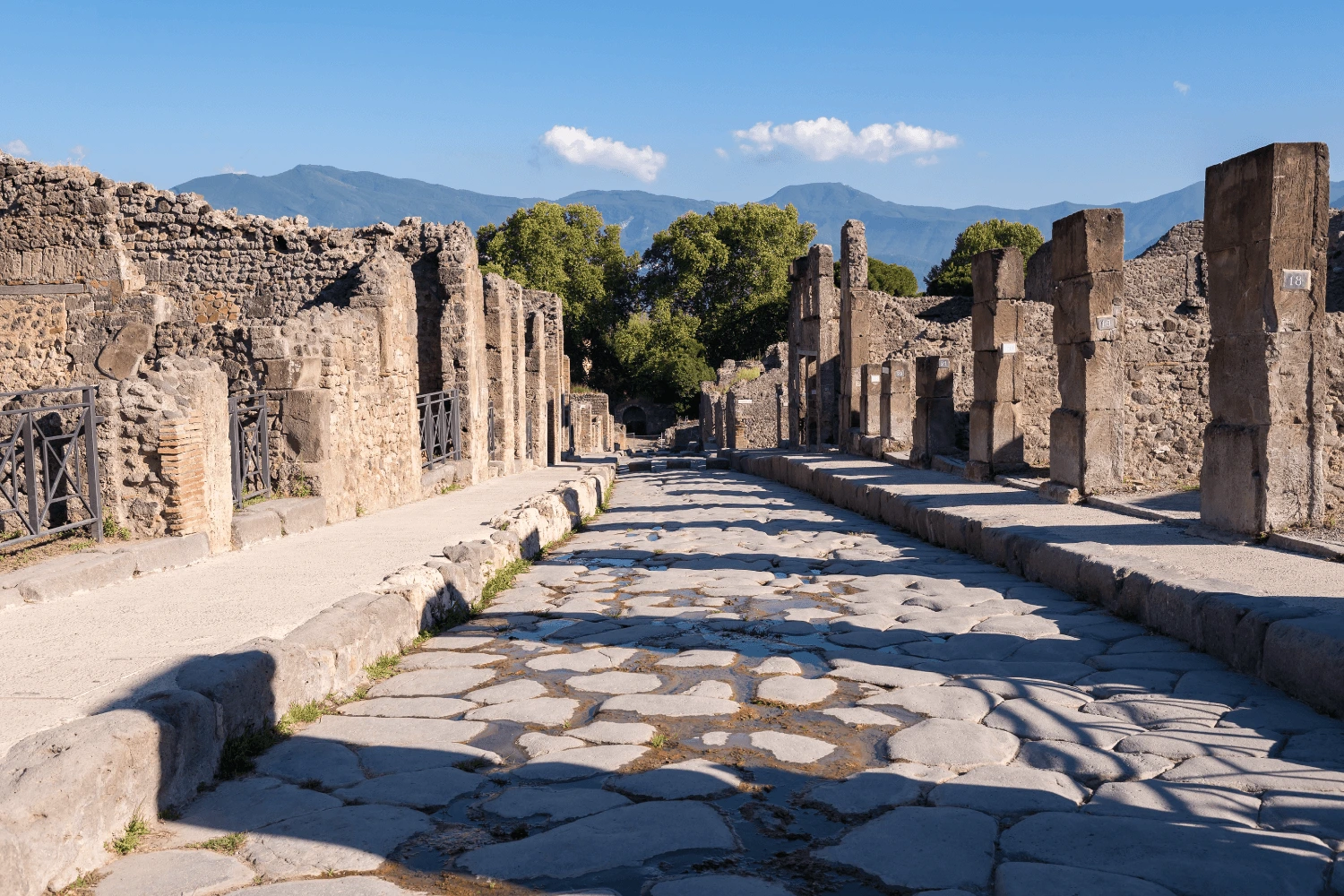 Pompei, la città sepolta: storia, scavi e tour consigliati